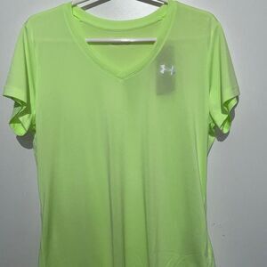 Under Armour Women's Green Loose Fit HeatGear Short Sleeve T-Shirt Large NWT